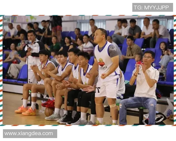 南京篮球队在篮球团队协作排行榜中荣获第四名展现出色团队精神与默契配合